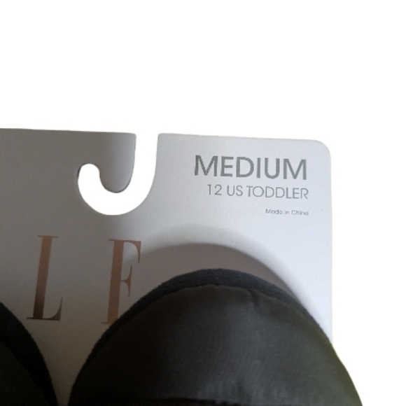 Elle Girl Toddler Slippers Sz 12 Black Slip On - Picture 6 of 7